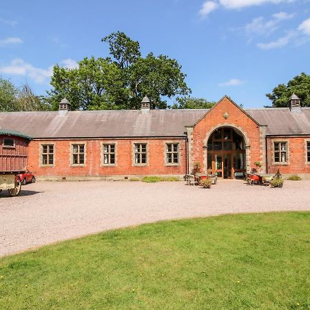 Chetwynd Lodge Stafford Exterior foto