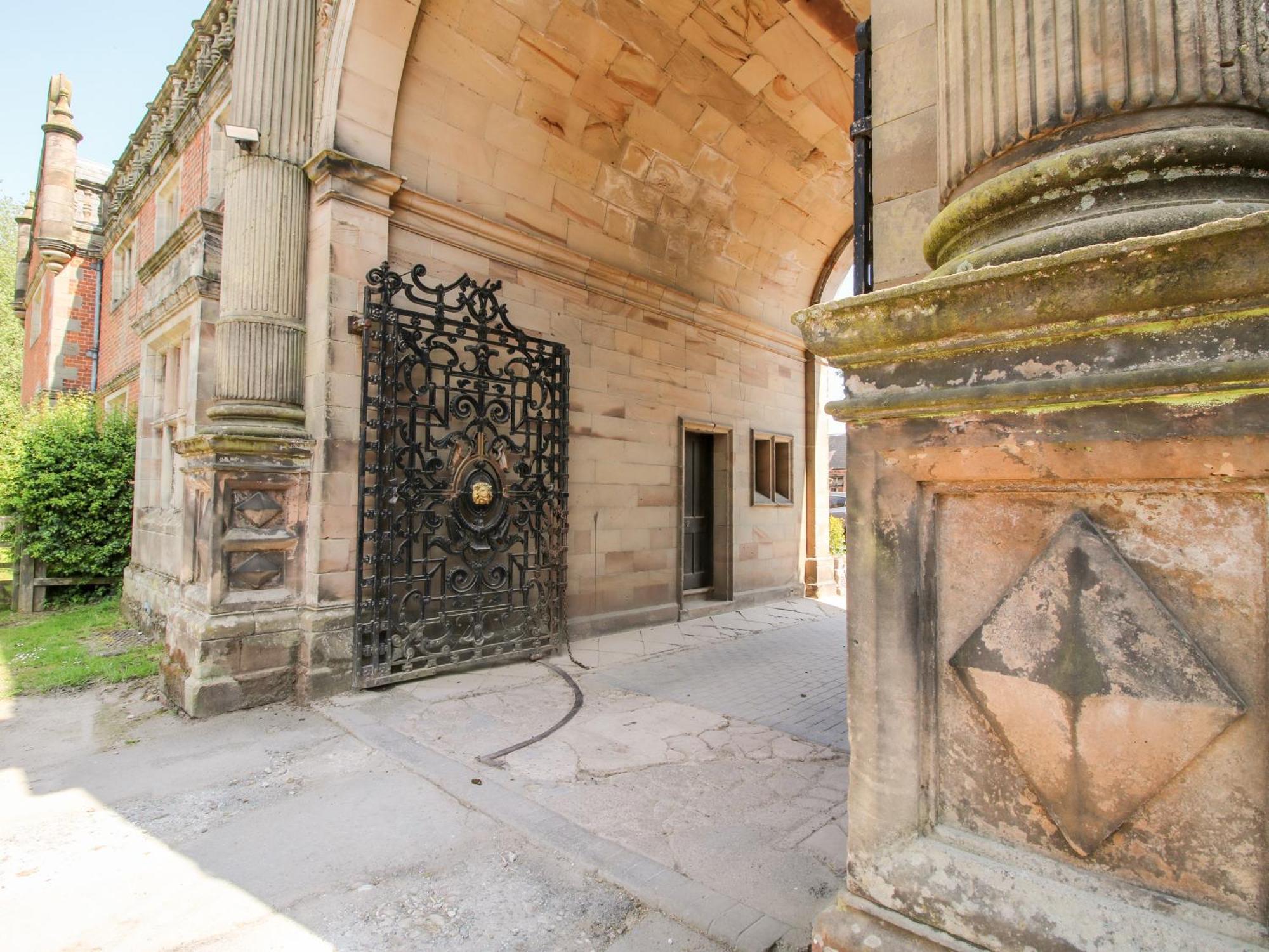 Chetwynd Lodge Stafford Exterior foto